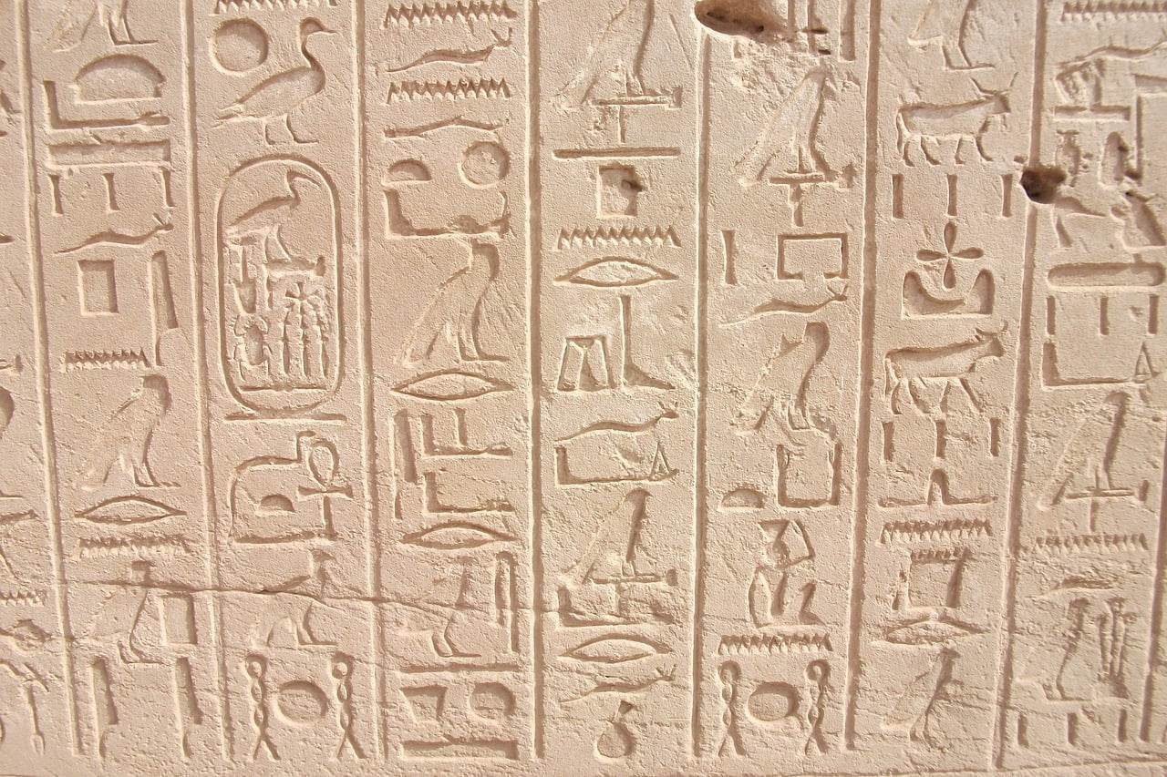 A hieroglifák rejtélye.